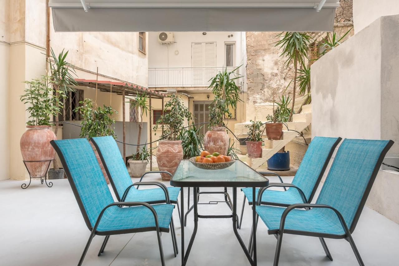 The Courtyard Oasis Athen