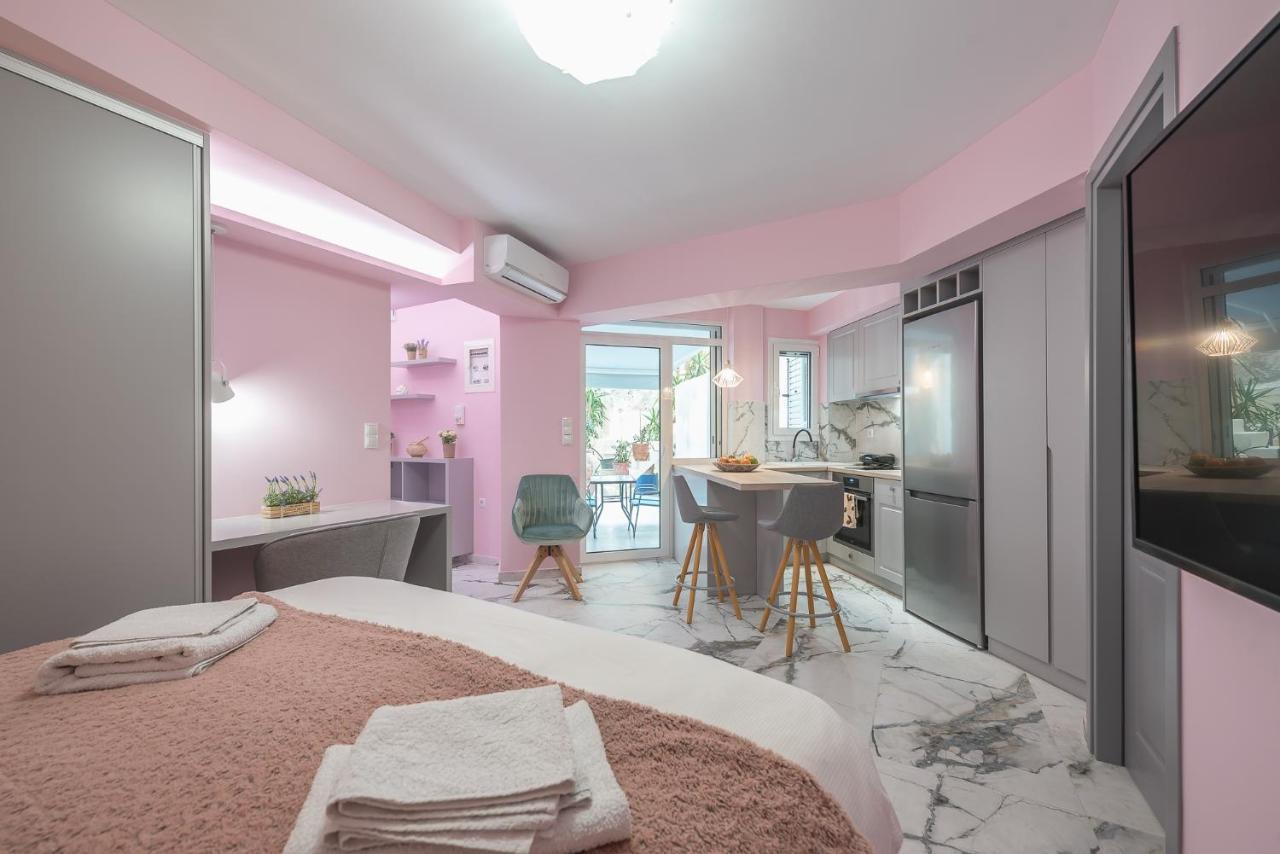 The Courtyard Oasis Apartment *