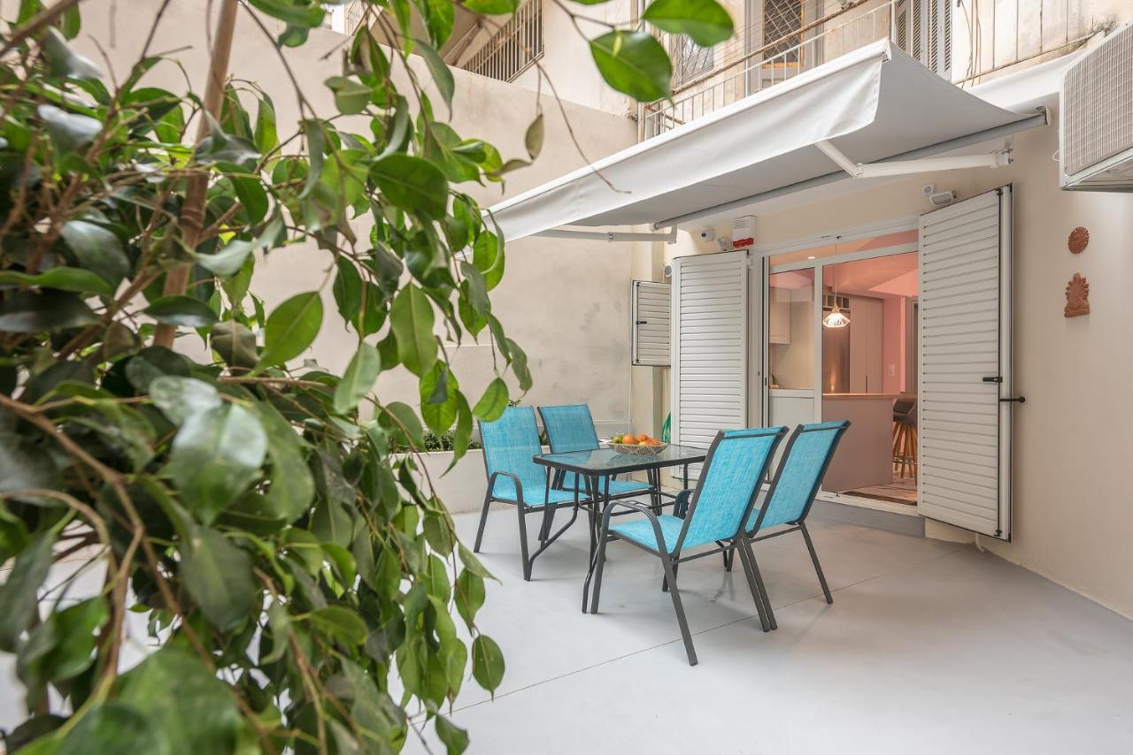 The Courtyard Oasis *