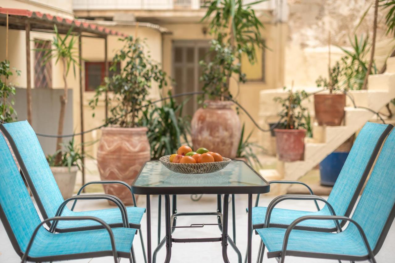 The Courtyard Oasis